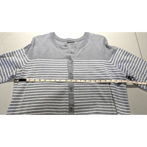 Eddie Bauer Sweater Women's Size 2XL  Gray White Black Striped Cardigan - Picture 2 of 6